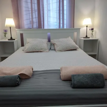 Oriente Dna Studios Apartment